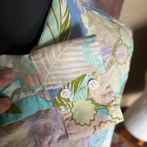 Talbots Pastel Blouse - Picture 4 of 6